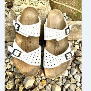 Birki's by Birkenstock Freeport White Sandals 8